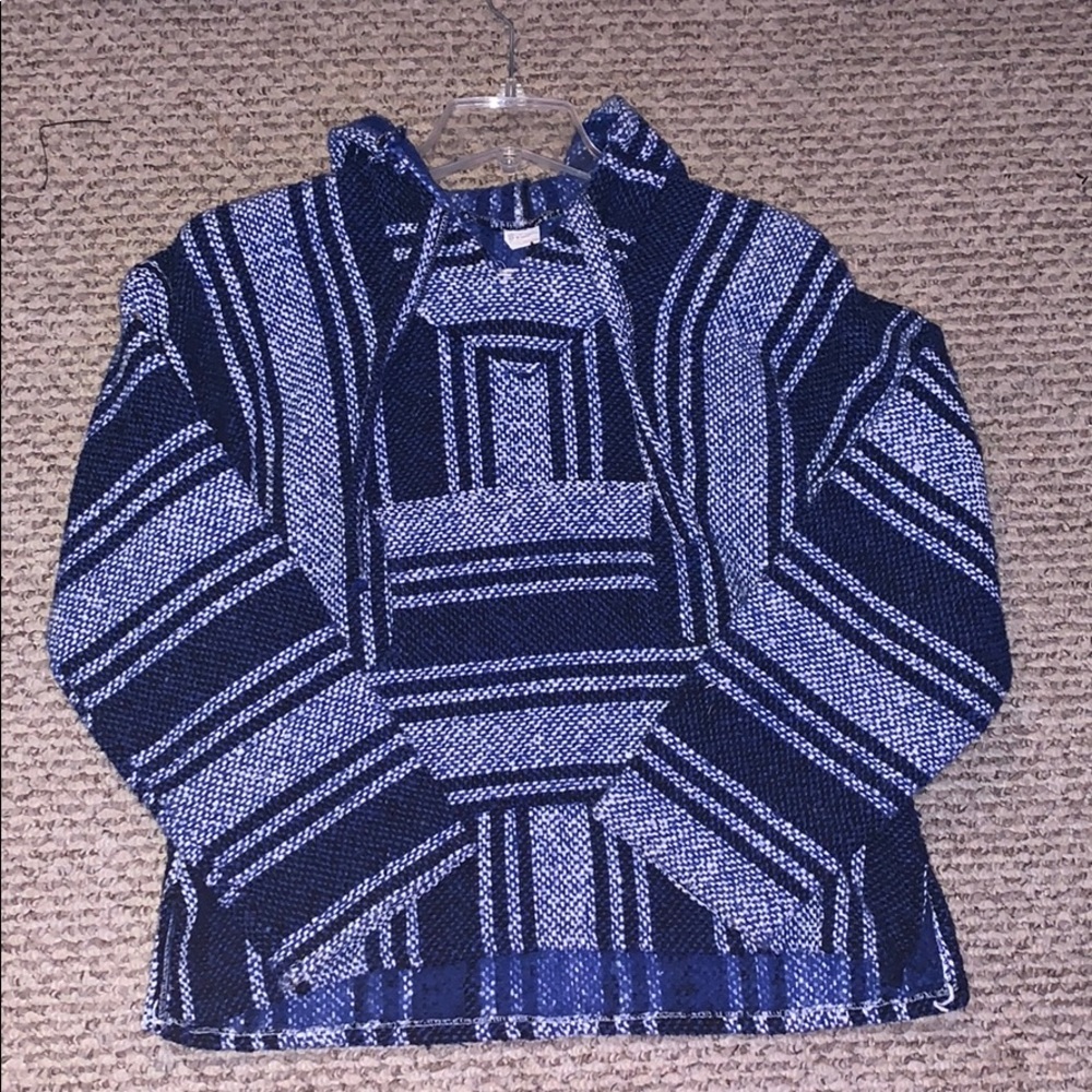 blue and white drug rug